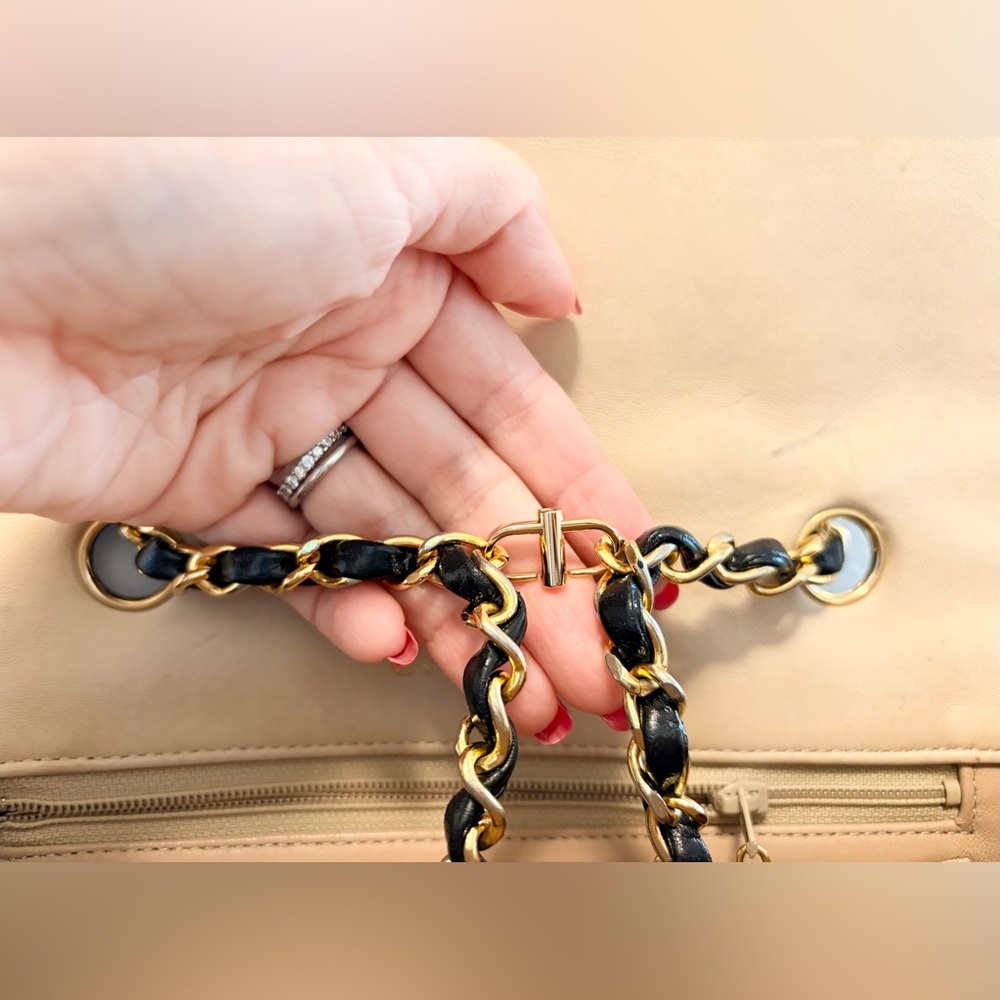 ❤️SOLD❤️ Auth CHANEL Vintage 24K Diana Classic Black Medium Single Flap Bag - Picture 12 of 17